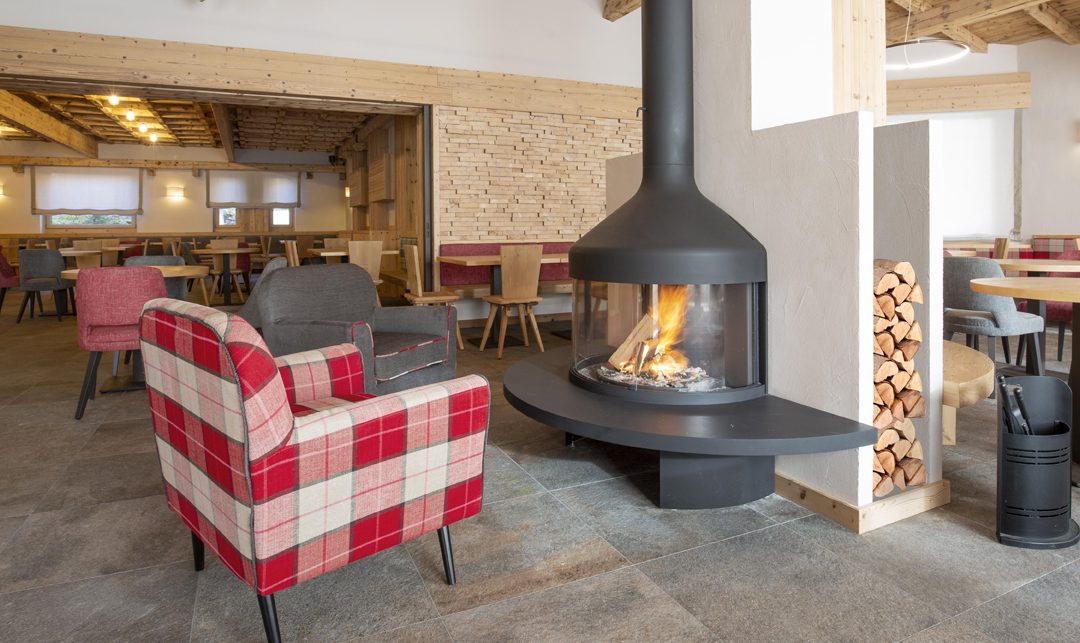 Ultimati i lavori della baita Sport & Gourmet delle Melette: domani si apre al pubblico