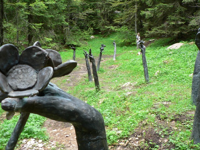 I percorsi delle Melette: il Sentiero del Silenzio | Porta della Memoria