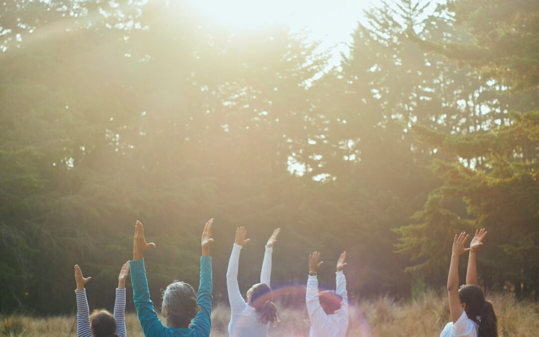 Yoga e natura: un connubio perfetto per l’estate